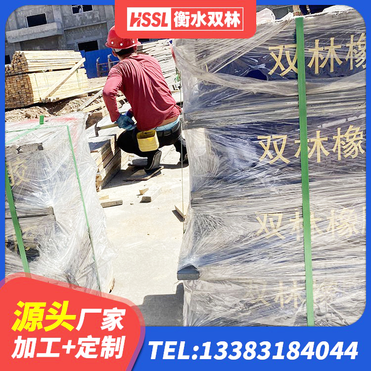 巴里坤县高楼橡胶隔震支座厂家 巴里坤县建筑铅芯隔振支座生产厂家 巴里坤县水平分散力支座 巴里坤县LNR1100建筑隔震支座源头工厂 - 第1张
